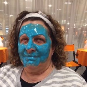 Meet your Posher, Nancy